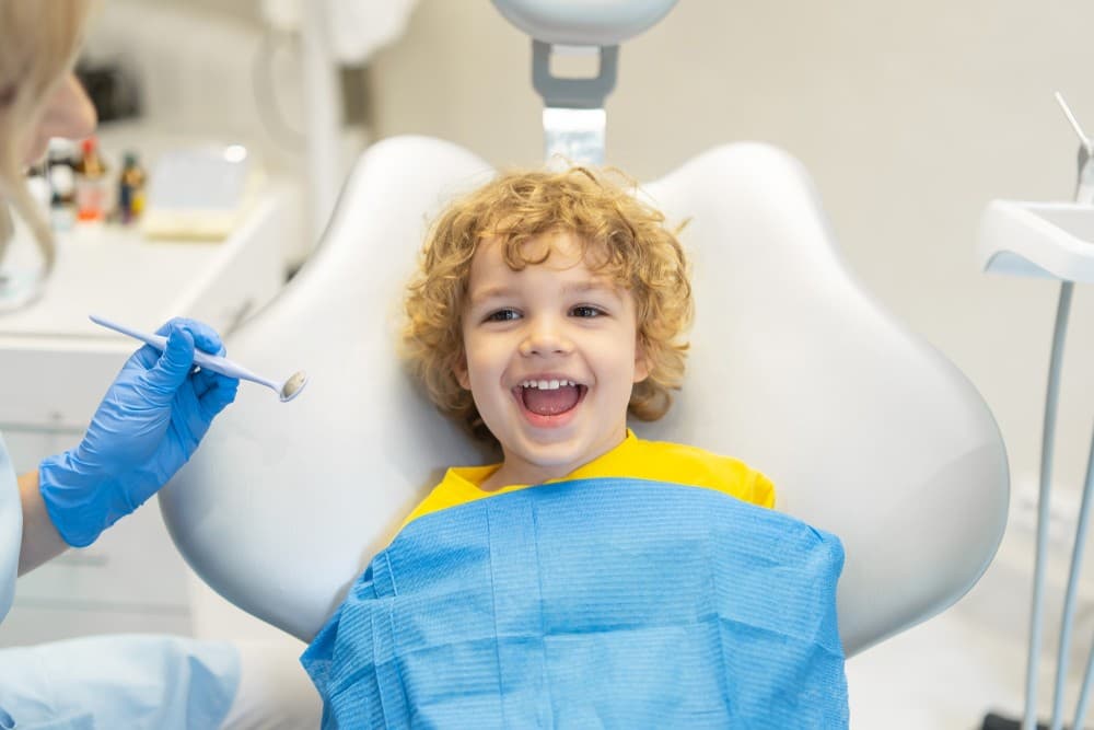 دندانپزشکی اطفال و کودکان