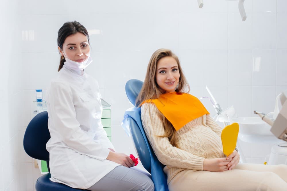 آیا بلیچینگ دندان برای زنان باردار ضرر دارد؟